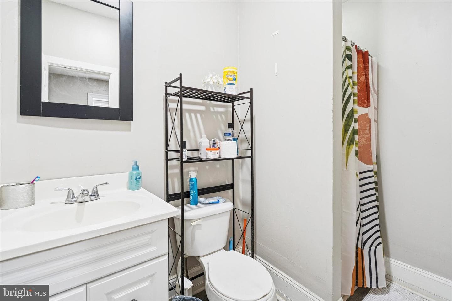 352 Carson Street photo 9