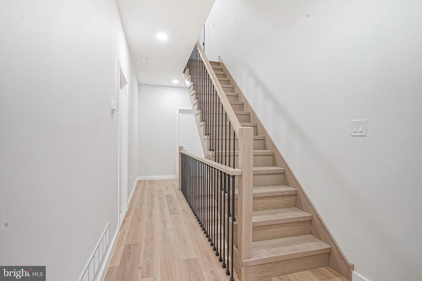 1145 Tasker Street photo 21