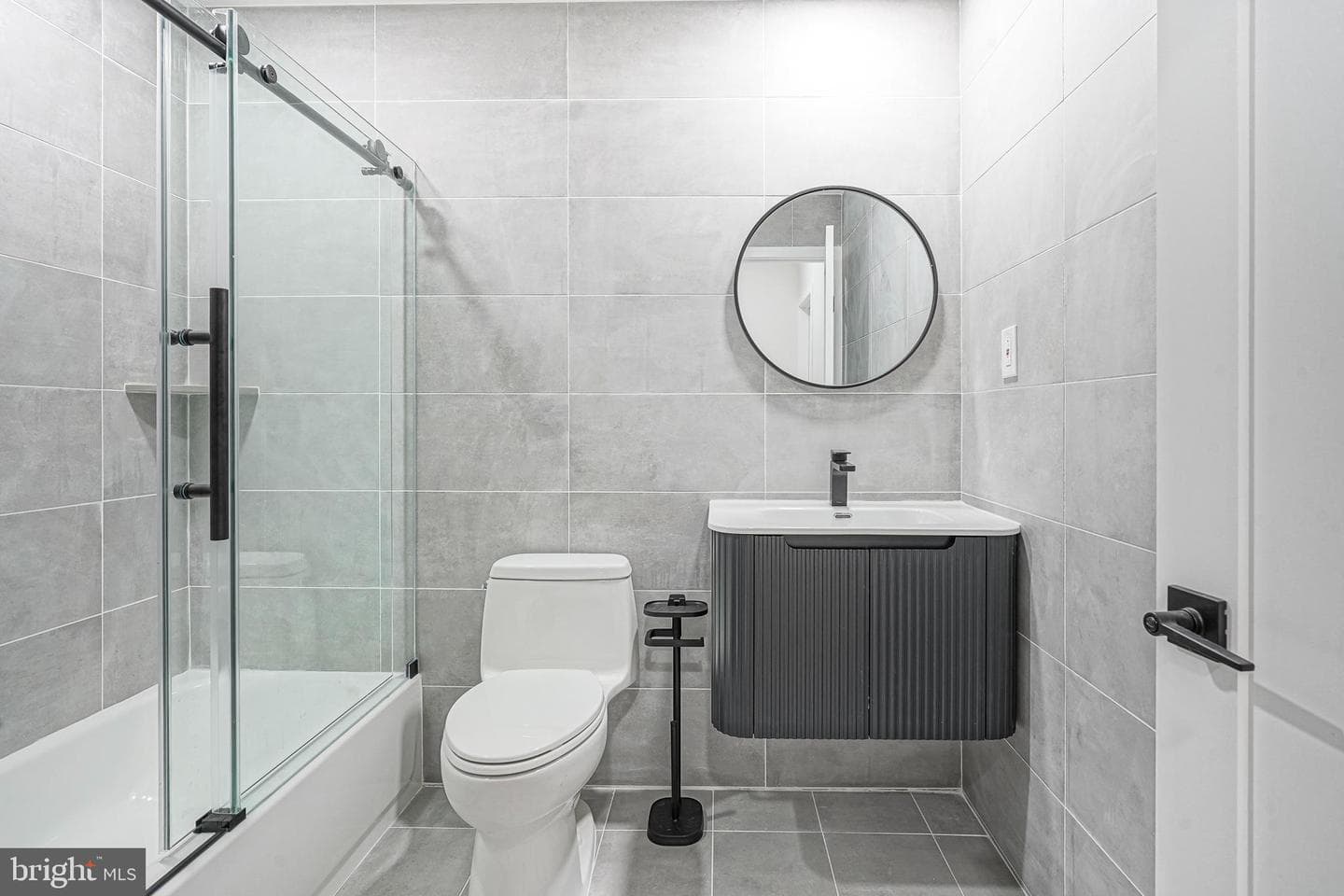1145 Tasker Street photo 29