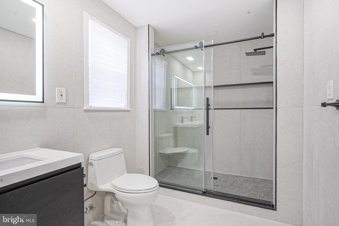 1145 Tasker Street photo 35
