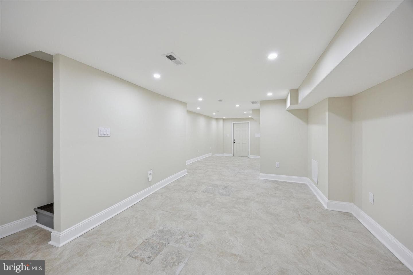2604 S Berbro Street photo 12