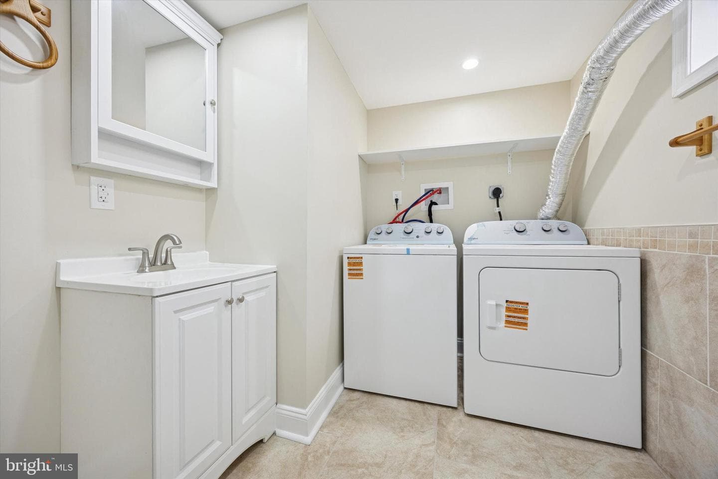 2604 S Berbro Street photo 14