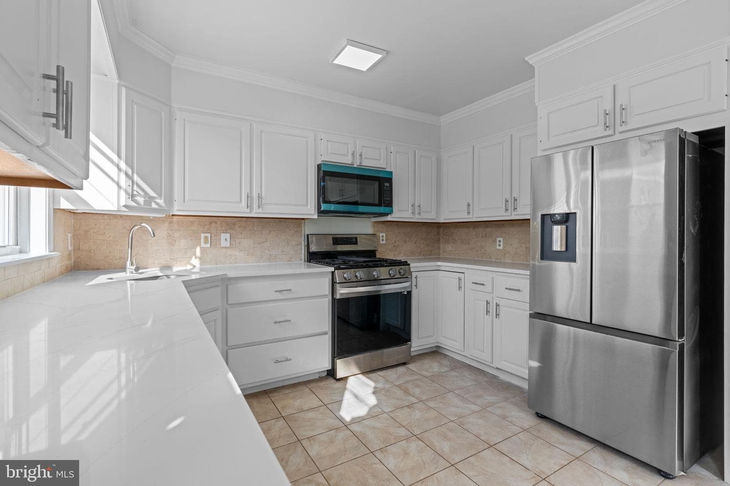1230 Glenview Street photo 8