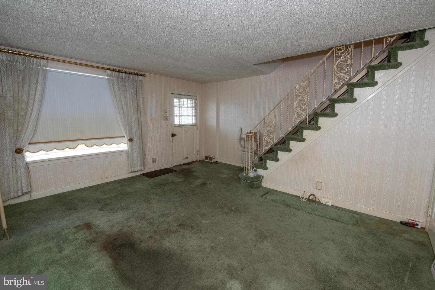 6258 Cottage Street photo 3