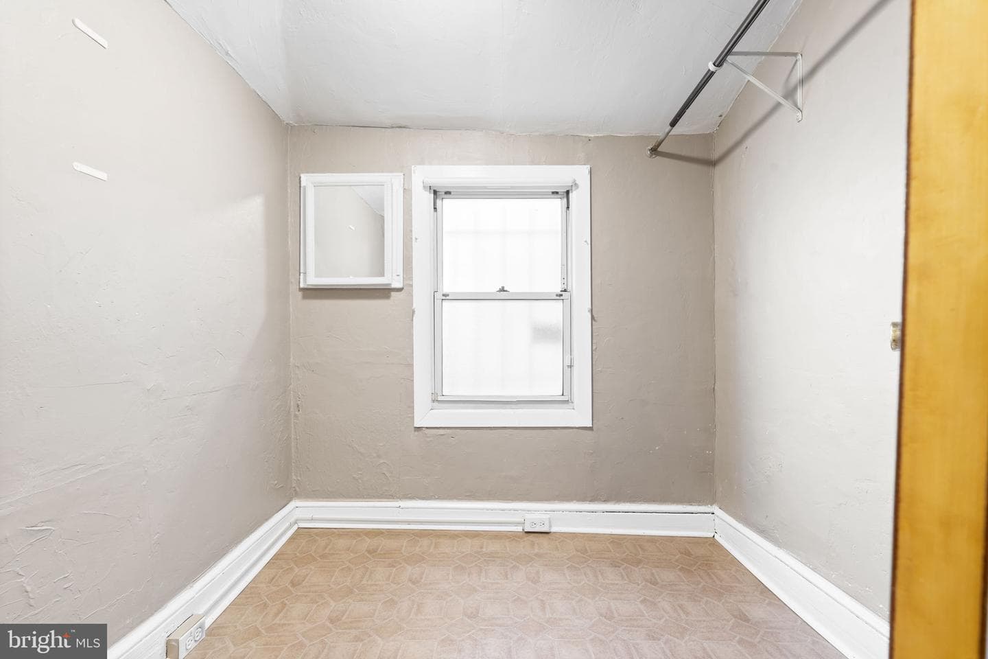 607 Catharine Street photo 22