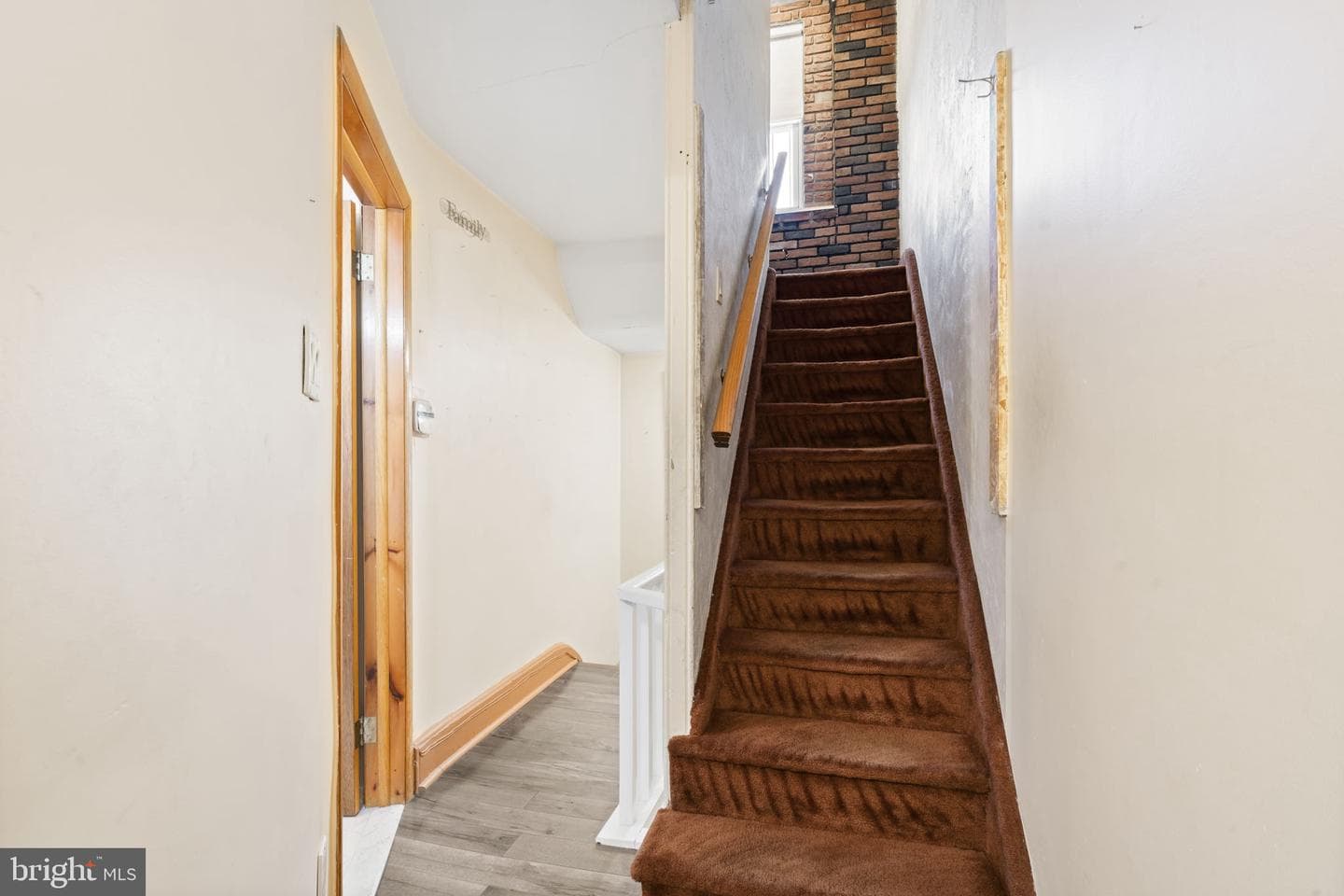 607 Catharine Street photo 23