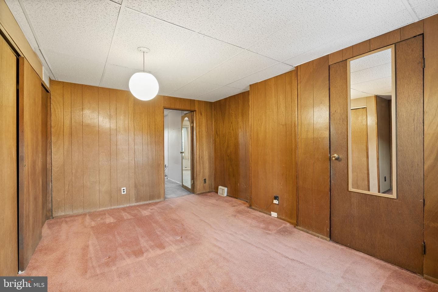 607 Catharine Street photo 25