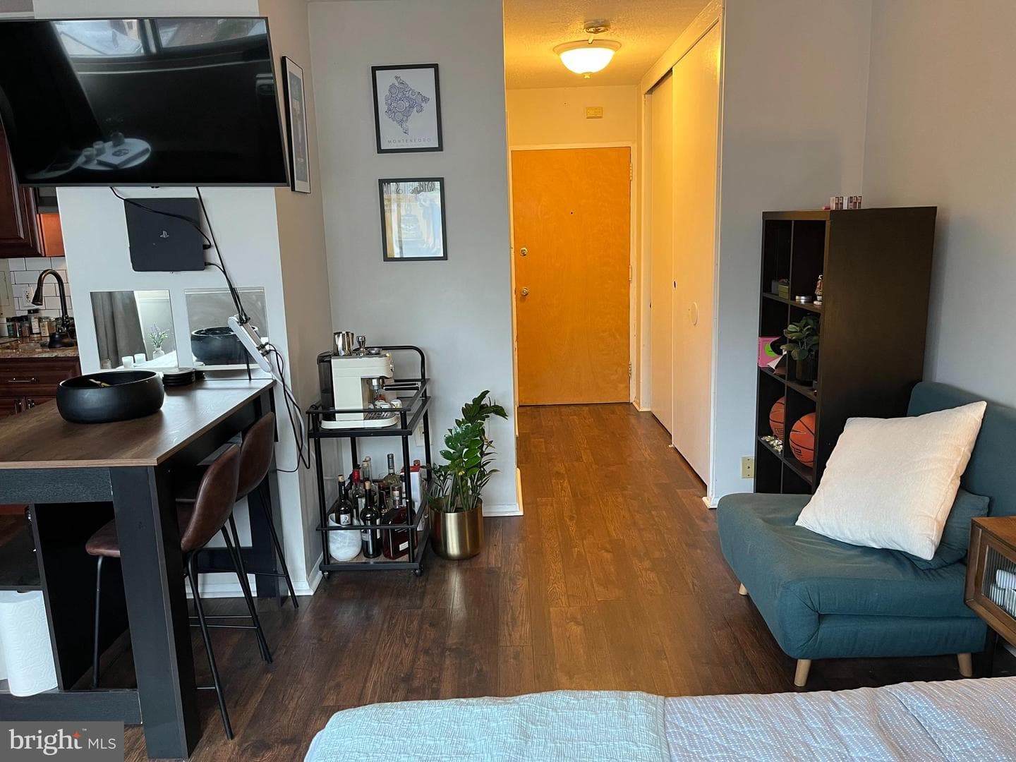 2101-17 Chestnut Street #1706 photo 10