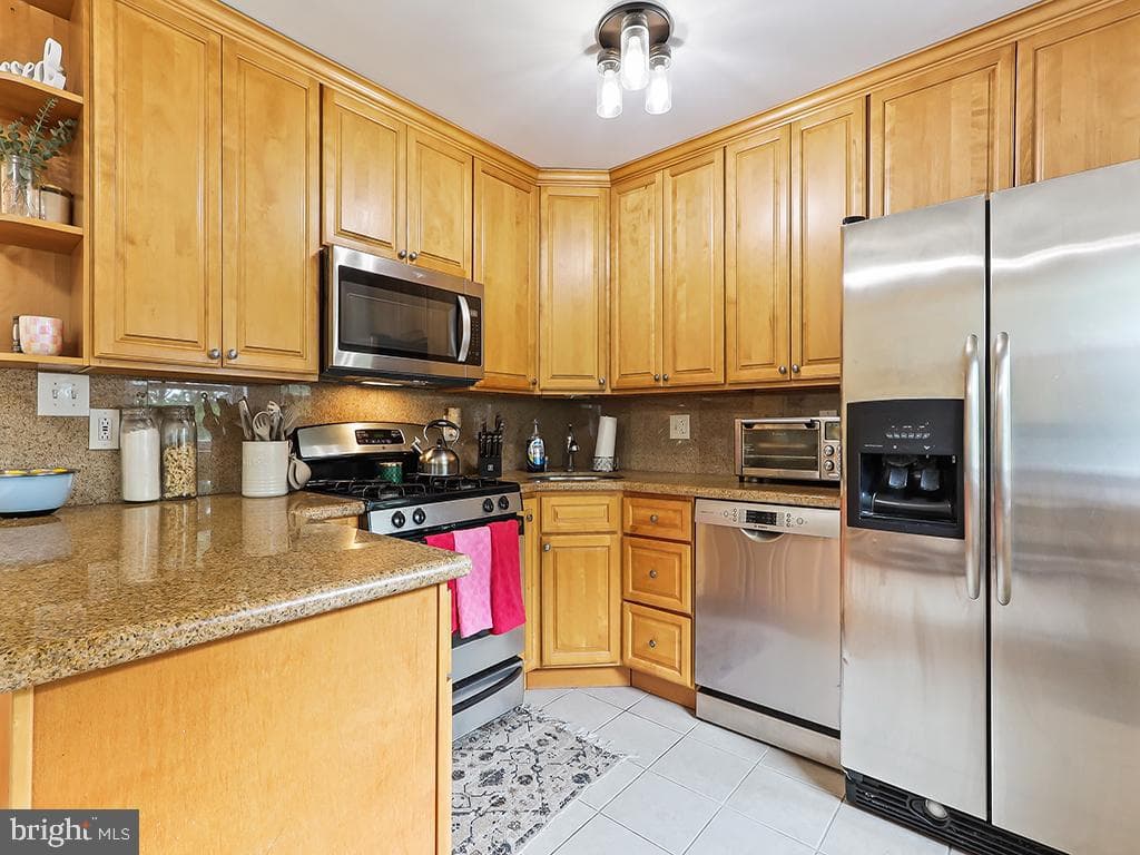3721 S Hereford Lane photo 8