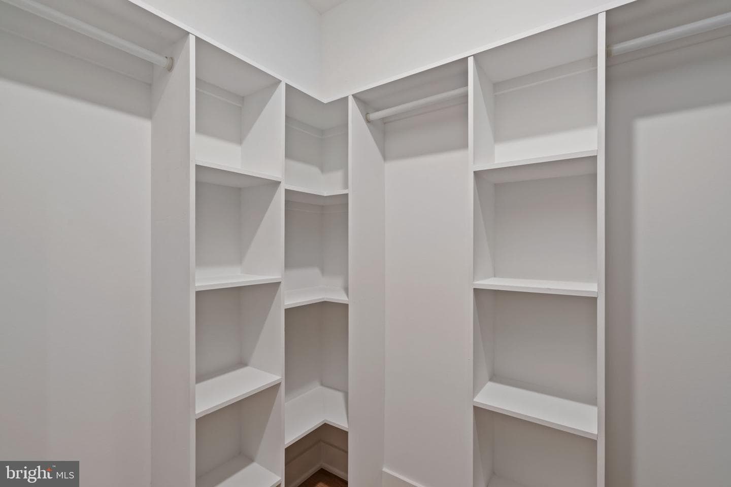 1125 Crease Street photo 37