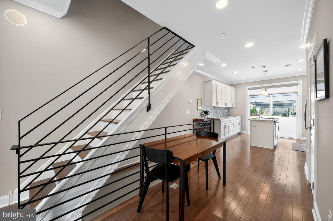 2247 Wilder Street photo 9