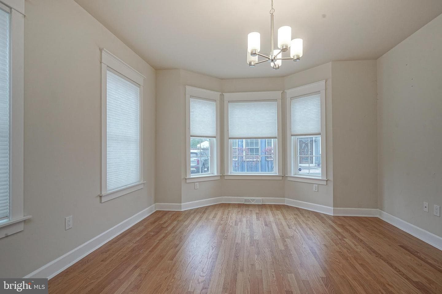 538 Leverington Avenue #c photo 20