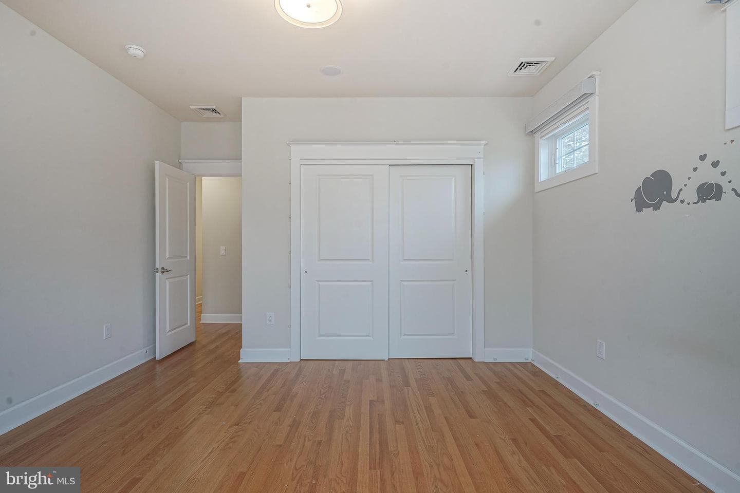 538 Leverington Avenue #c photo 30