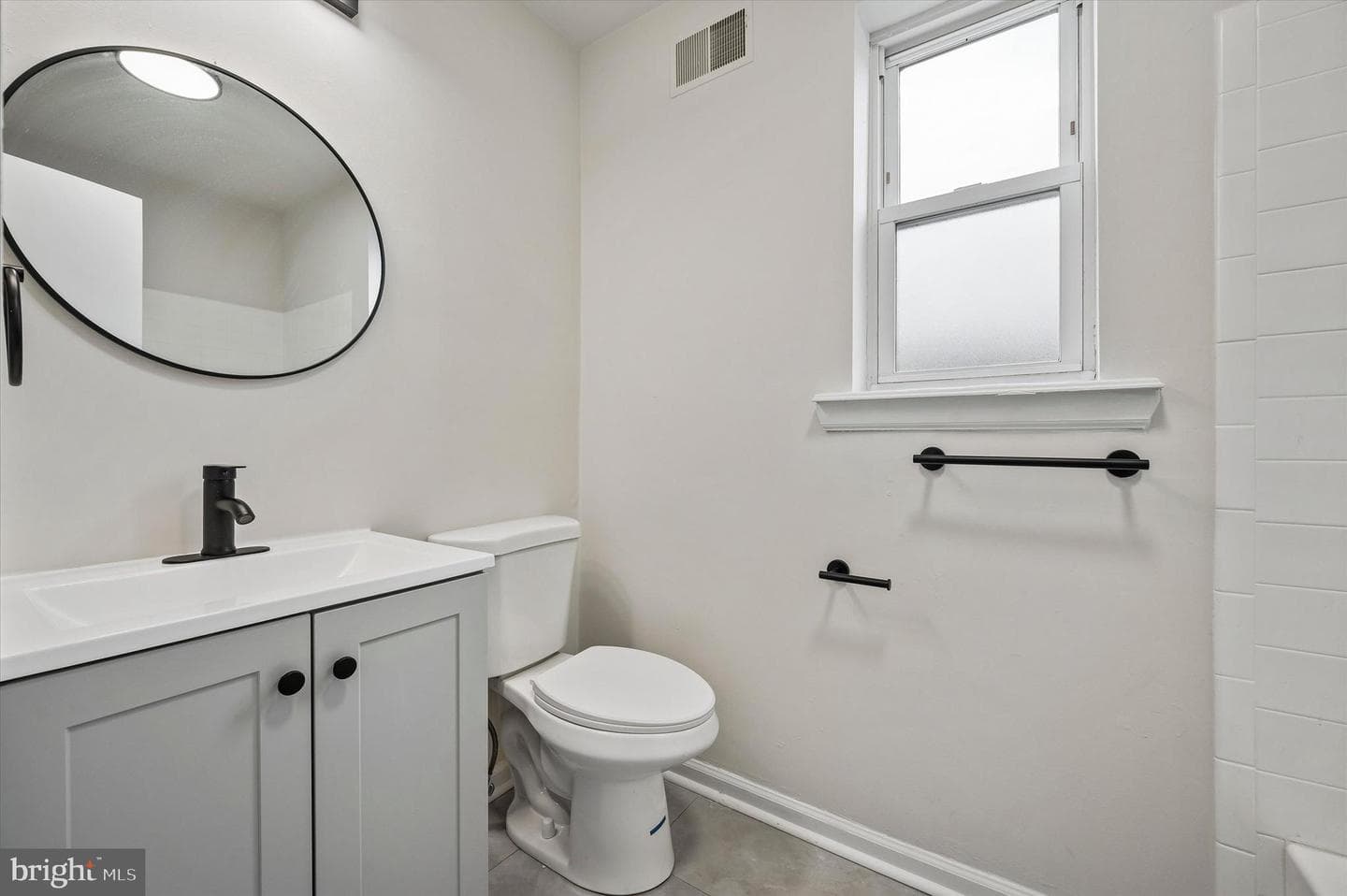 5943 Race Street photo 14