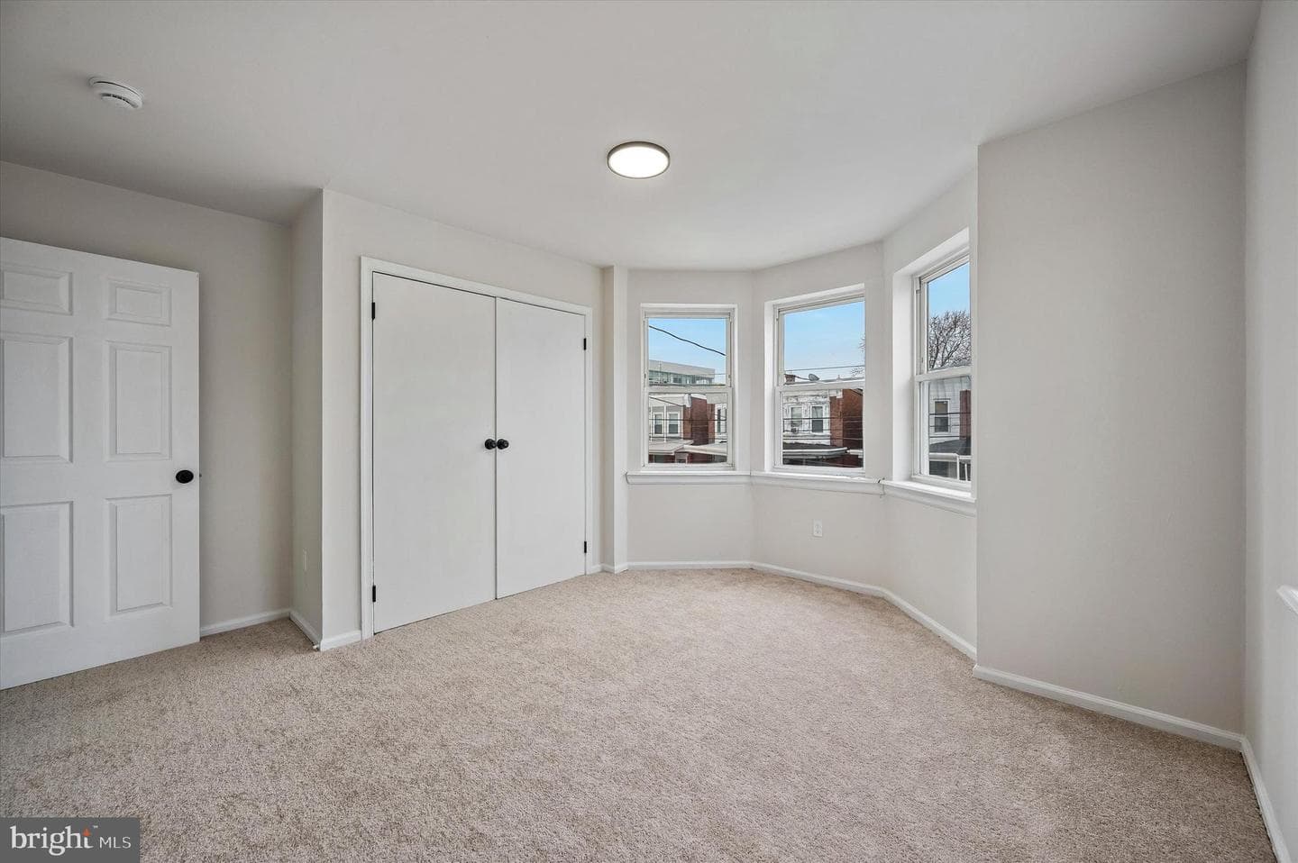 5943 Race Street photo 15