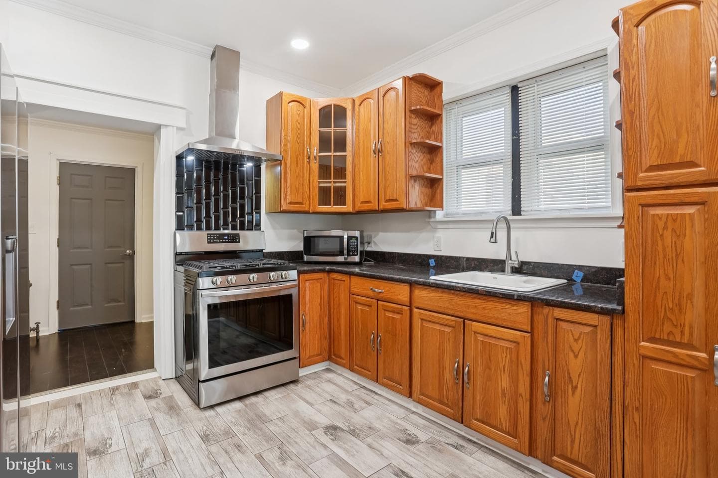 6538 Torresdale Avenue photo 11