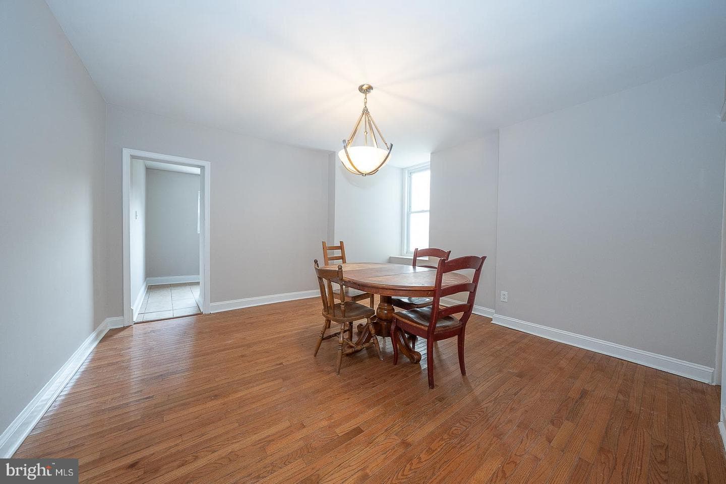 4728 Umbria Street photo 4