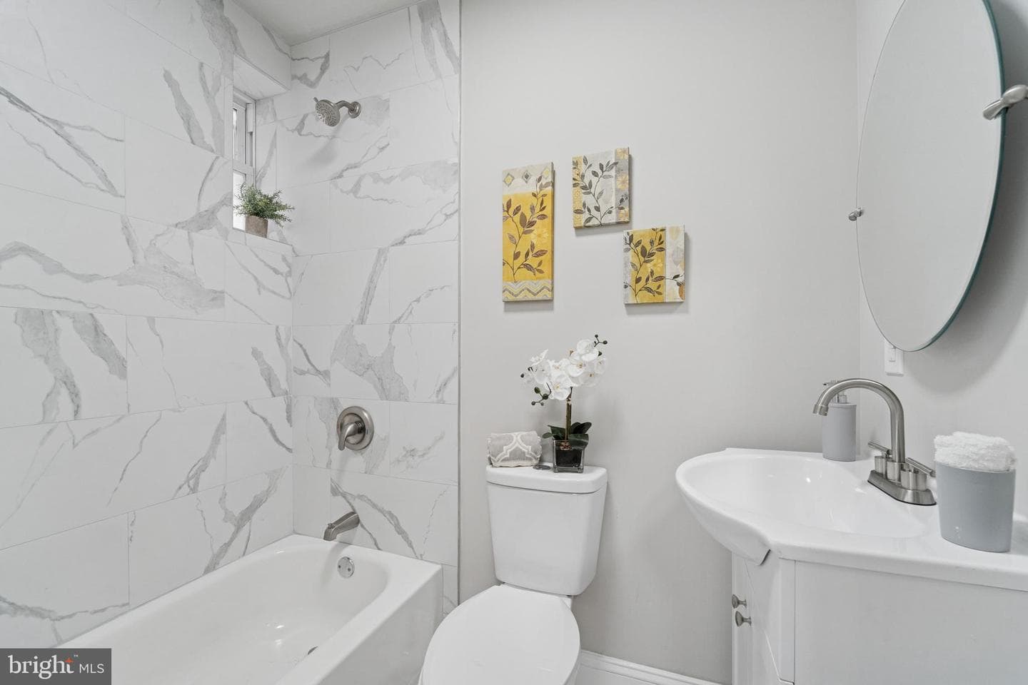 5339 Addison Street photo 22