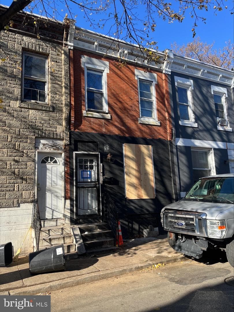 2334 N Cleveland Street photo 17