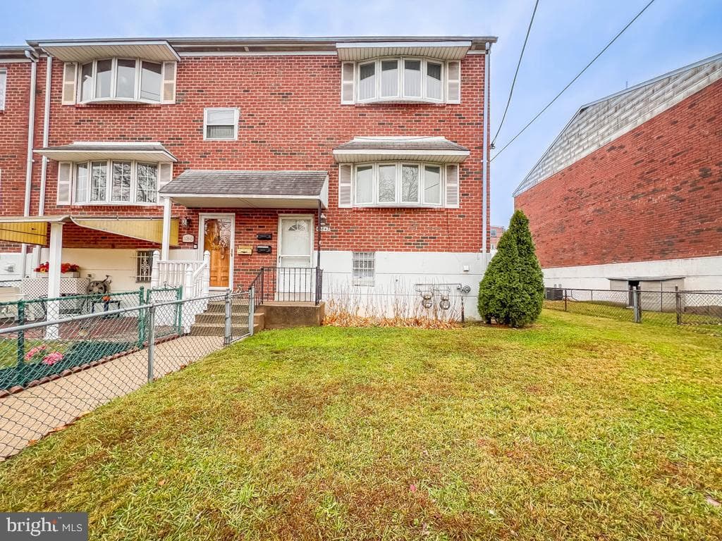 10843 Academy Road photo 3