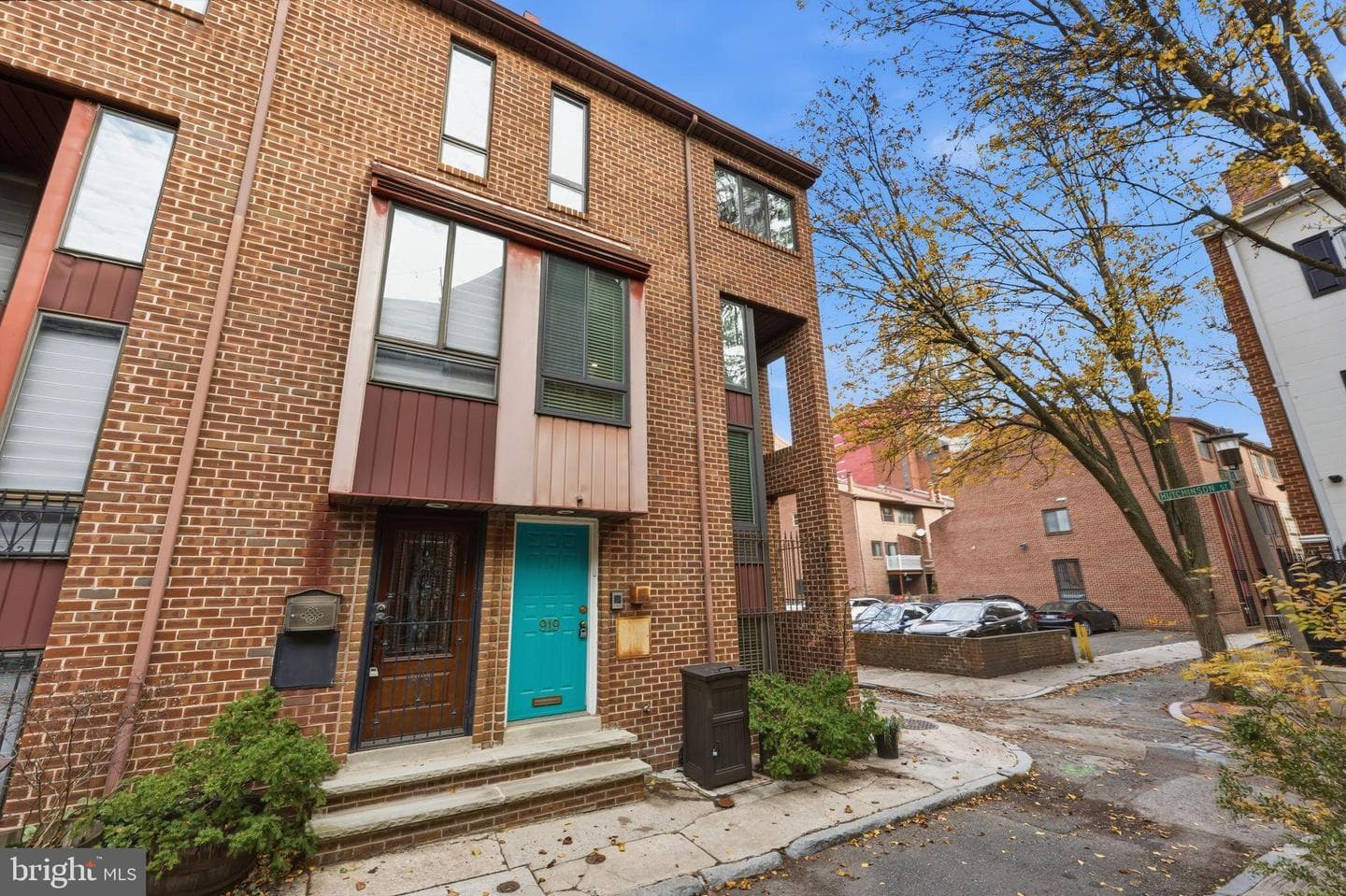 919 Latimer Street photo 31