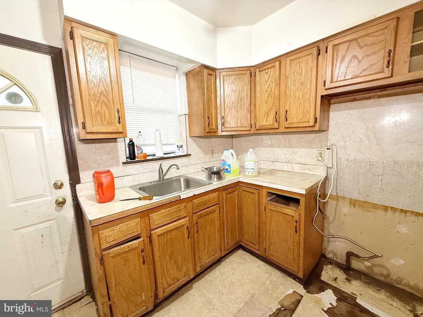 1605 S Ringgold Street photo 13