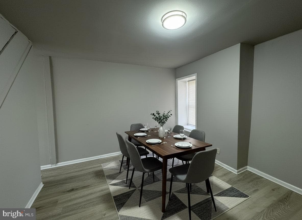 70 E Walnut Lane photo 3