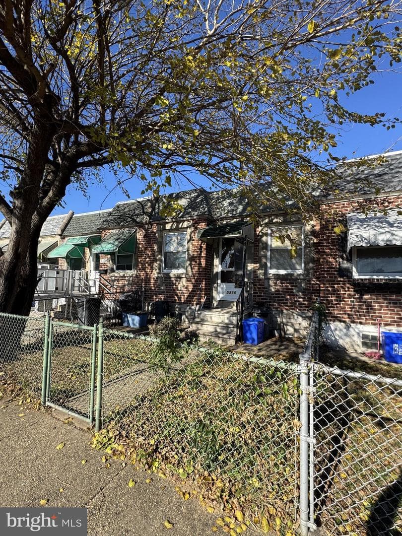 5310 Marsden Street photo 1
