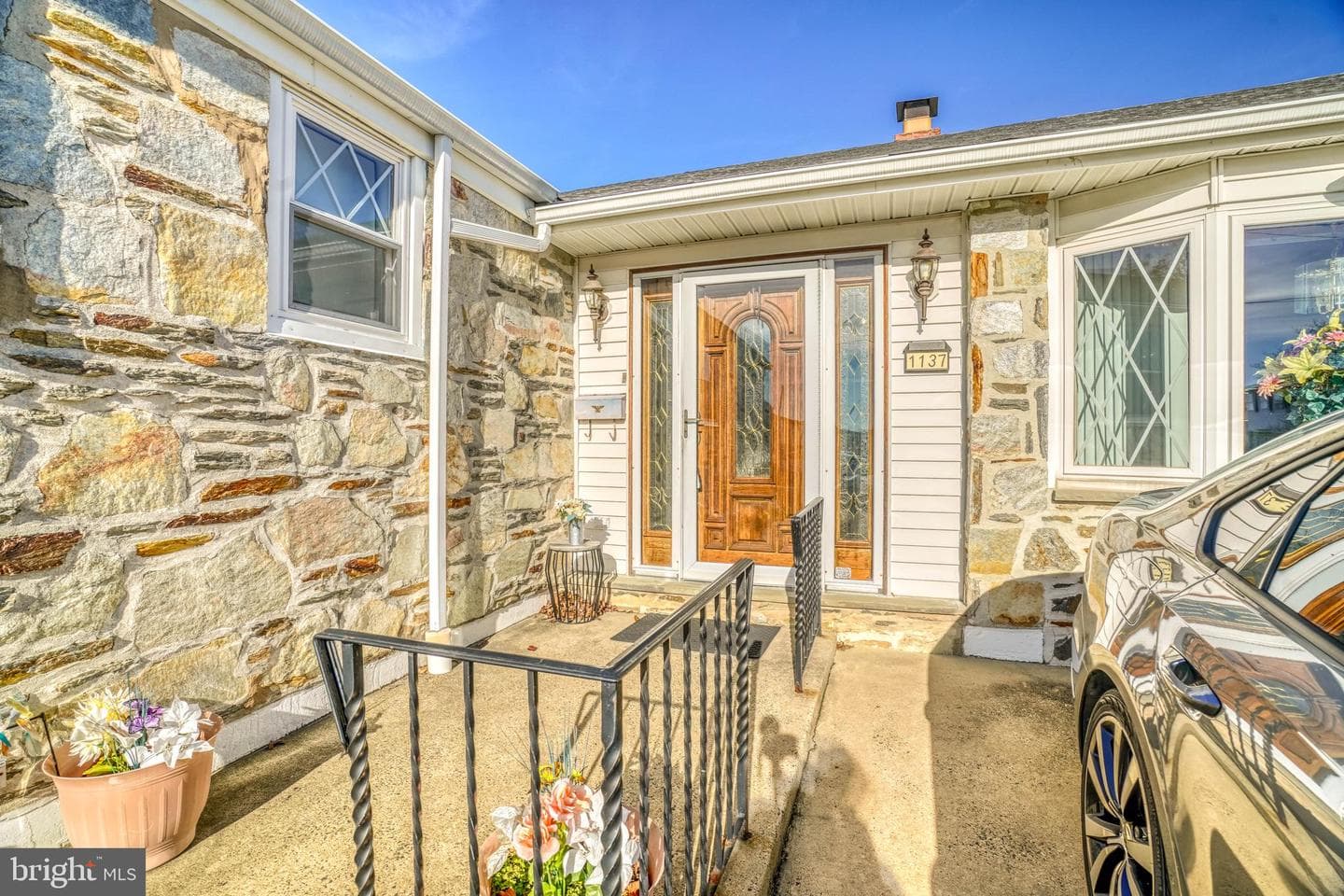 1137 Layton Road photo 2