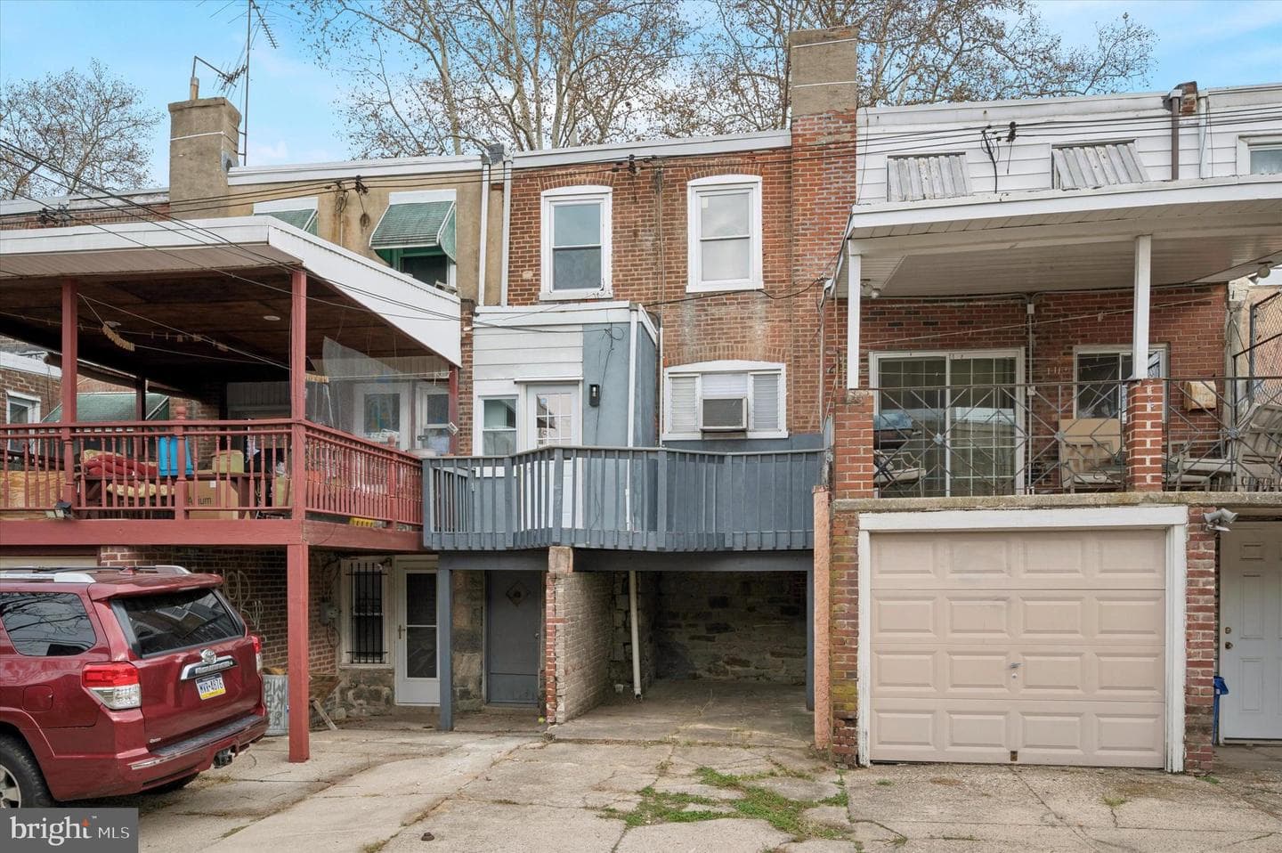 832 Kenmore Road photo 28
