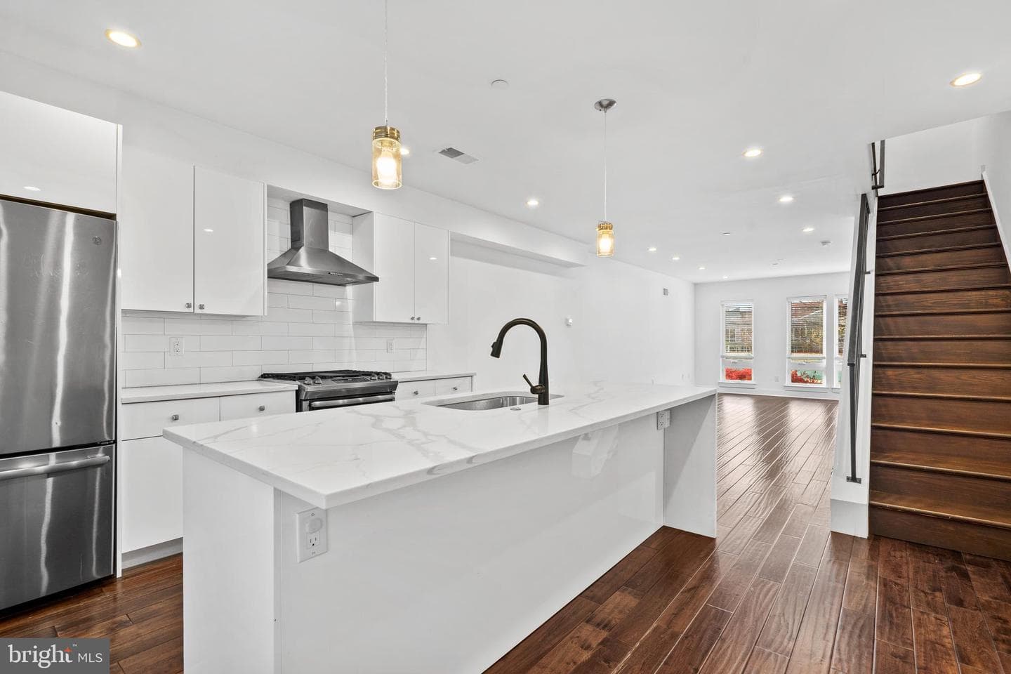 1807 Blair Street photo 13