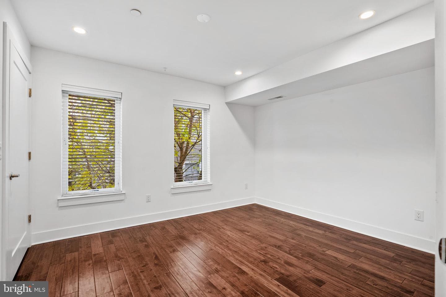 1807 Blair Street photo 24