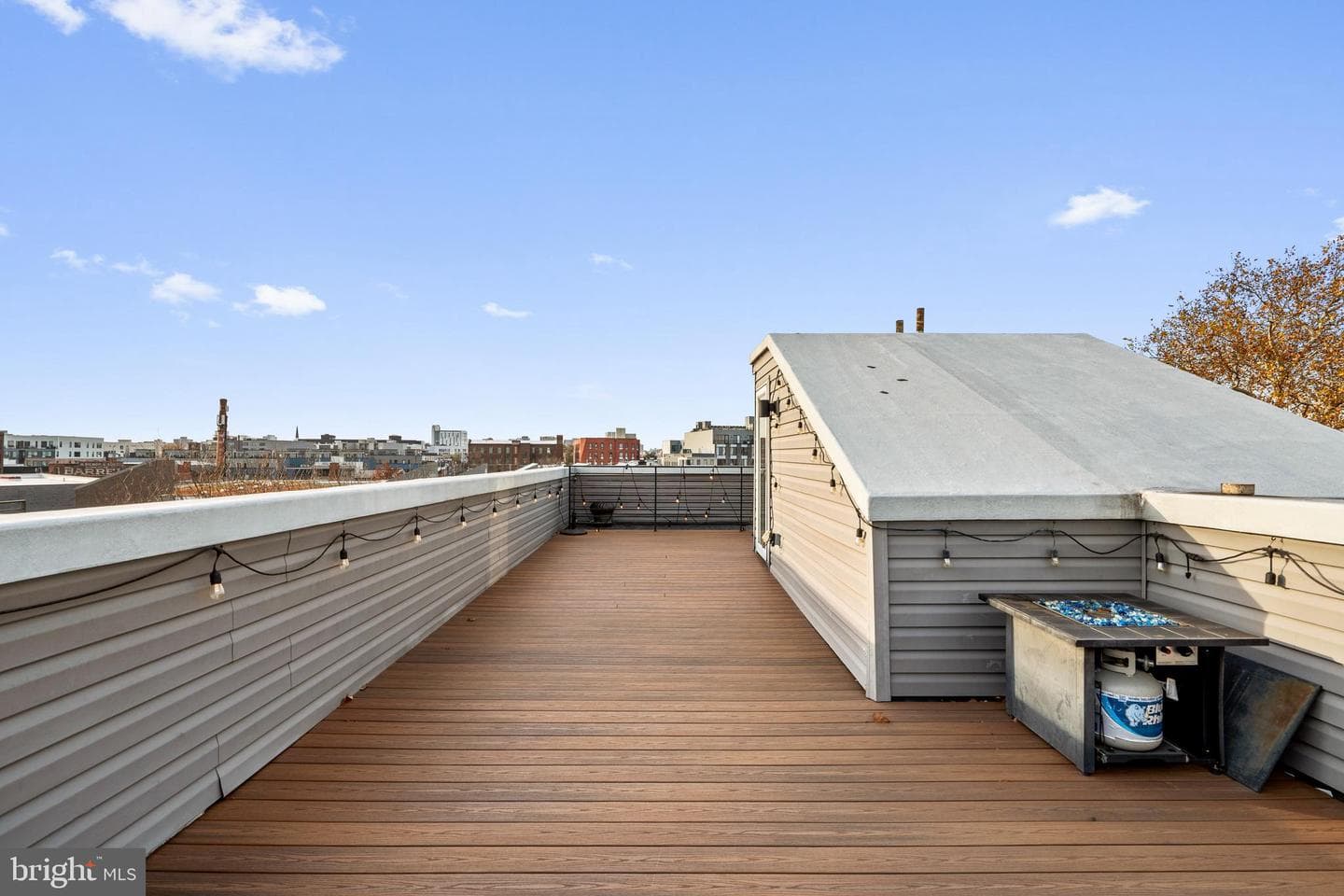1807 Blair Street photo 36