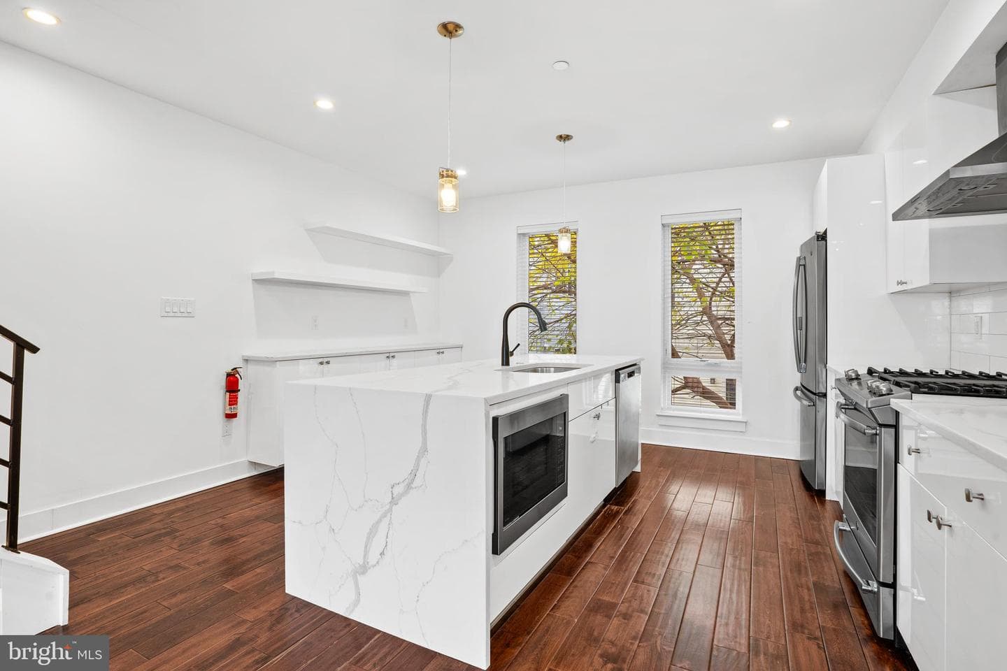 1807 Blair Street photo 9