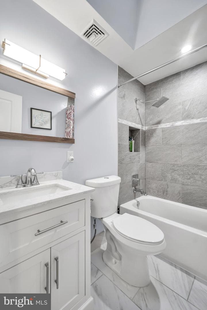 370 Selma Street photo 22