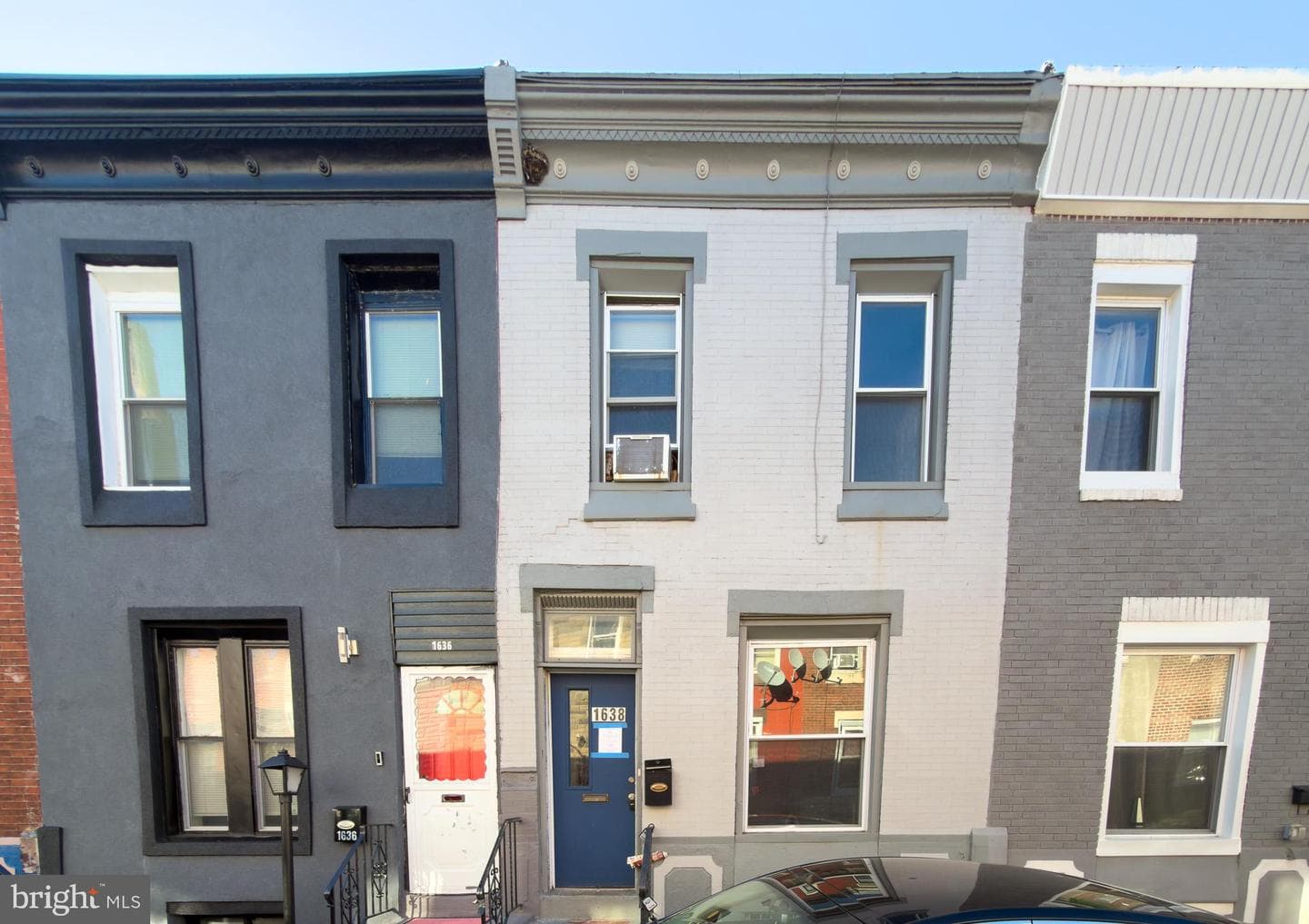 1638 W Victoria Street, Philadelphia