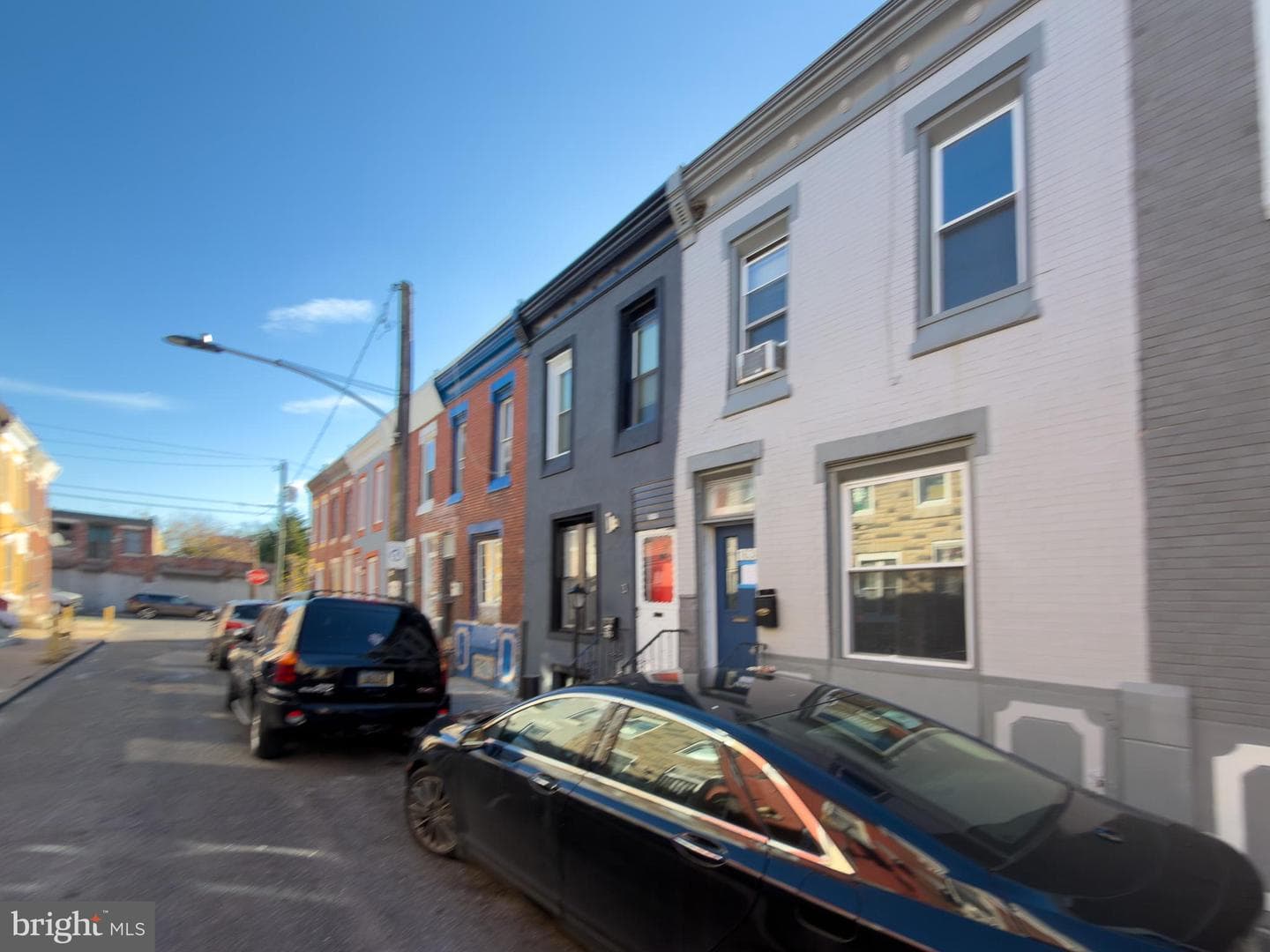 1638 W Victoria Street photo 24