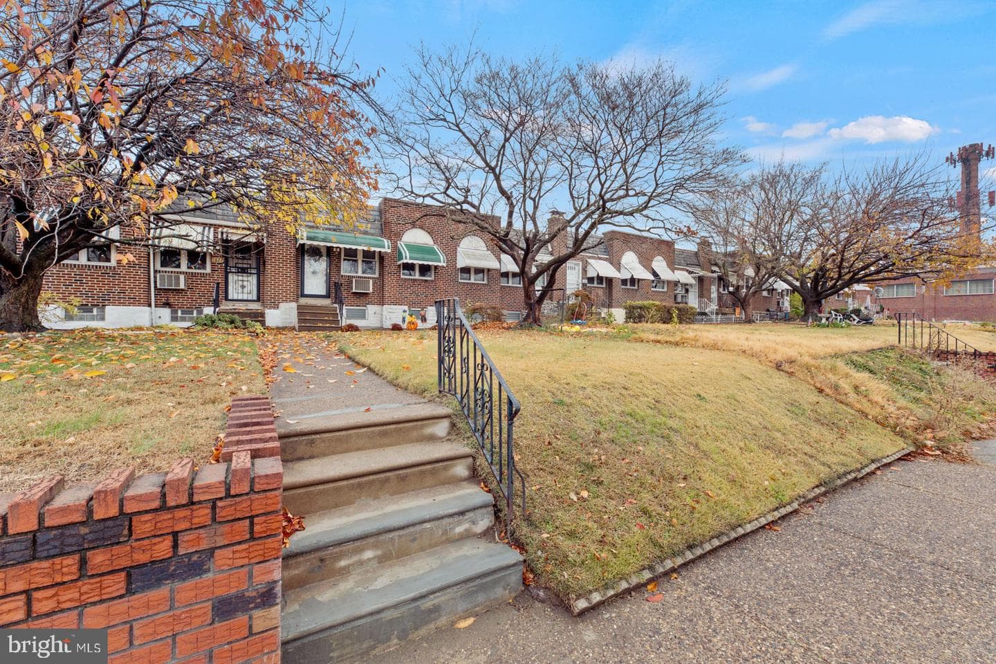 1629 E Comly Street photo 3