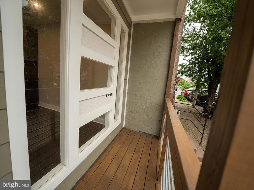 2005 N Lawrence Street, Philadelphia