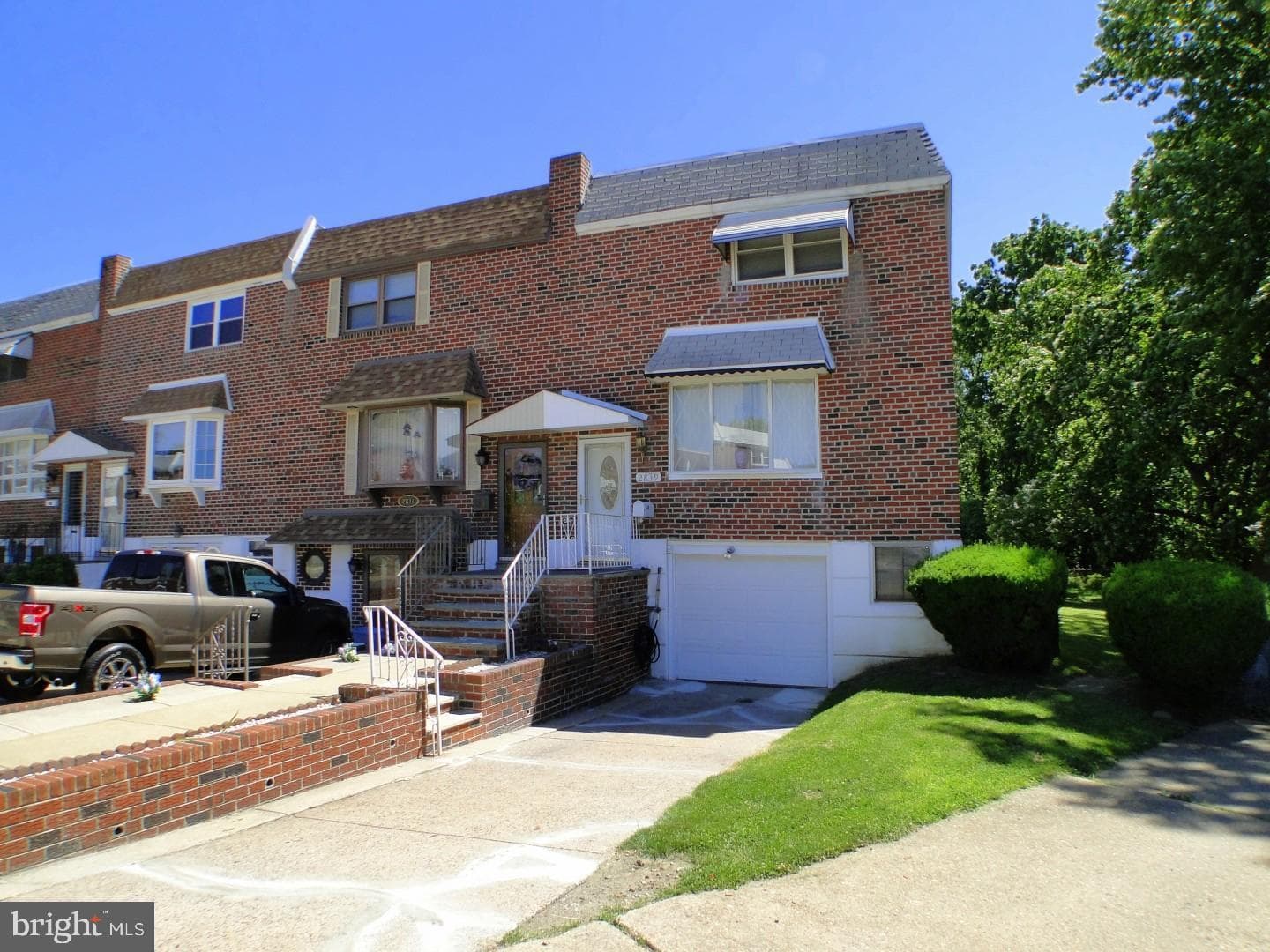 2839 Tremont Street, Philadelphia