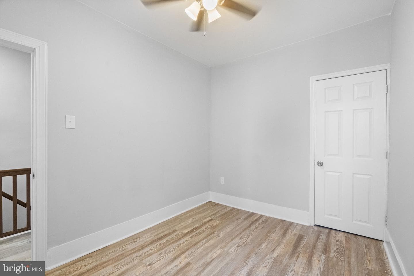 6247 N Woodstock Street photo 26