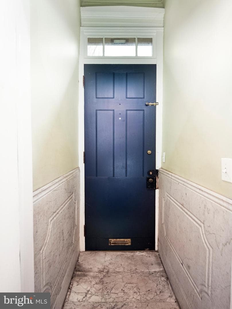 223 Carpenter Street photo 11