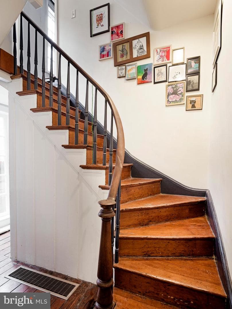 223 Carpenter Street photo 20