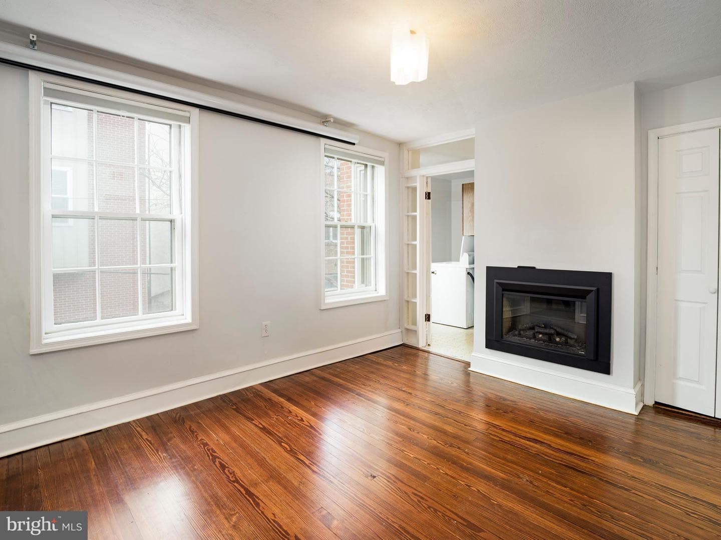 223 Carpenter Street photo 22