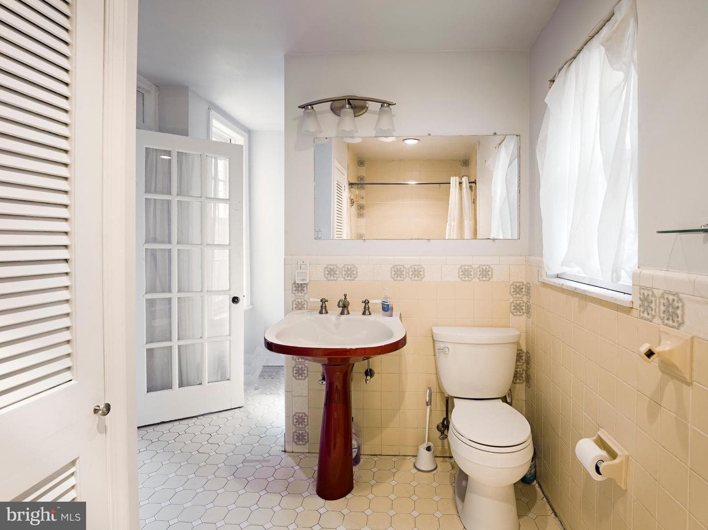 223 Carpenter Street photo 23