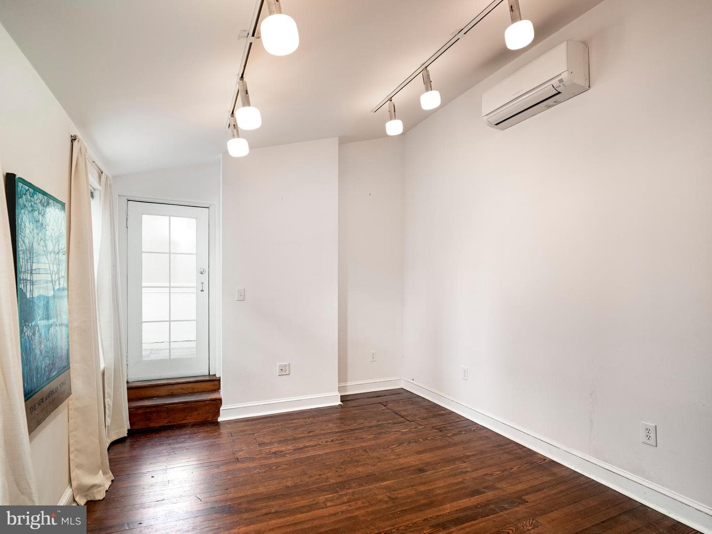 223 Carpenter Street photo 33