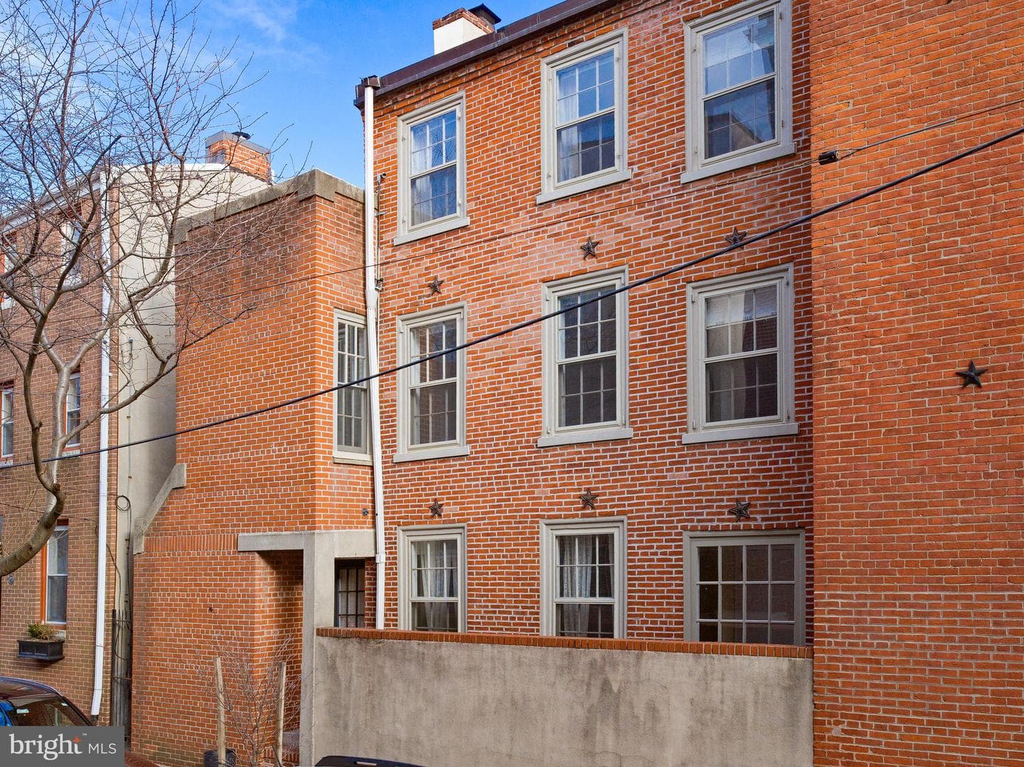 223 Carpenter Street photo 5