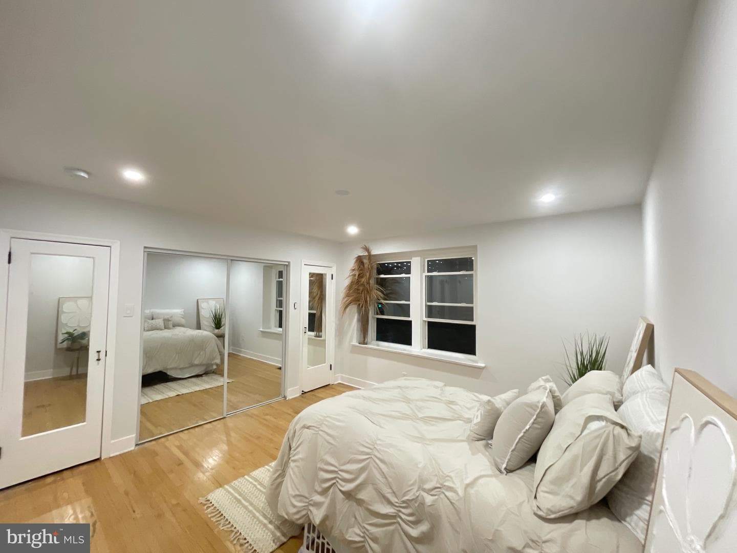 5342 N Broad Street photo 15