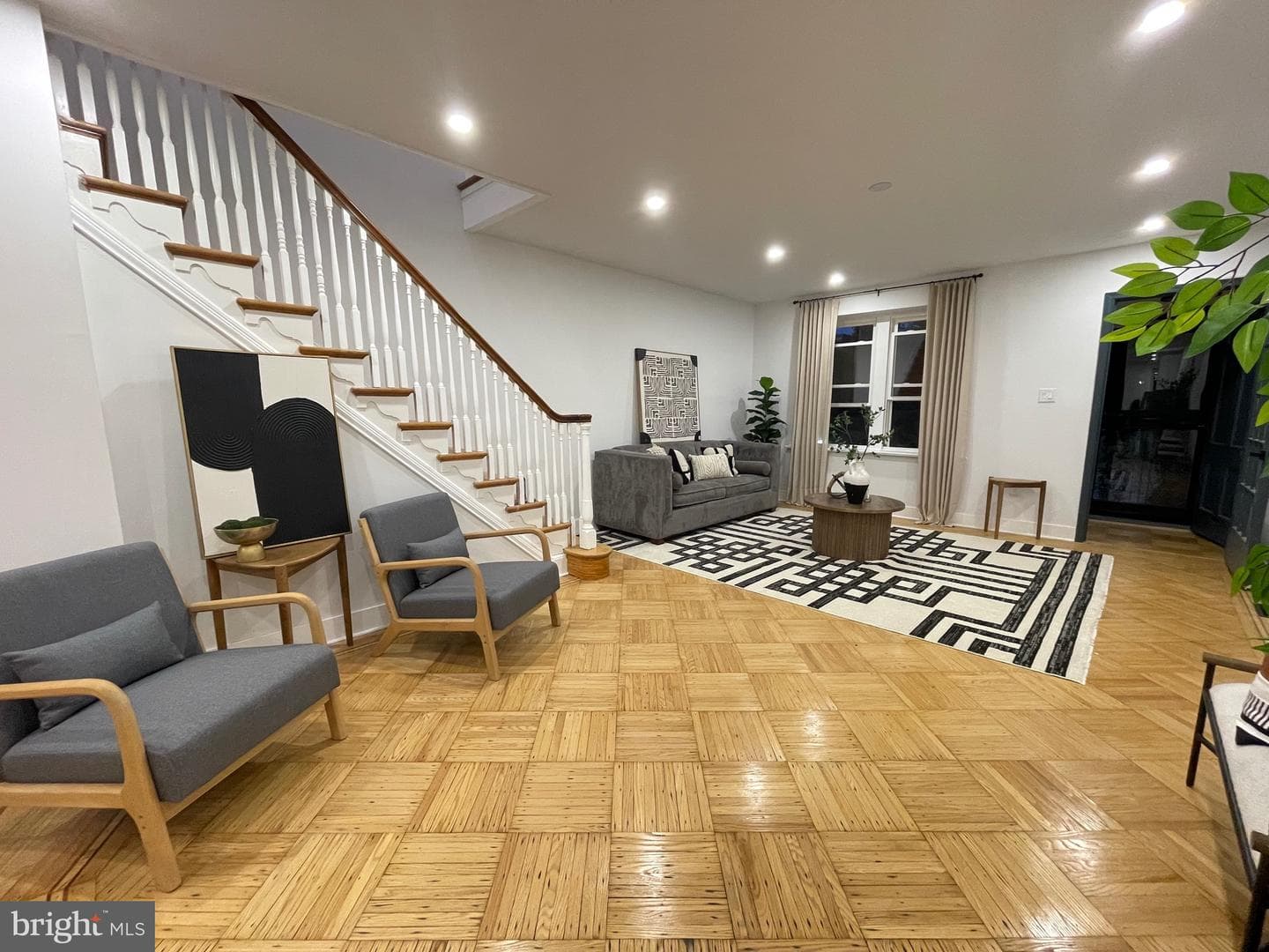 5342 N Broad Street photo 4
