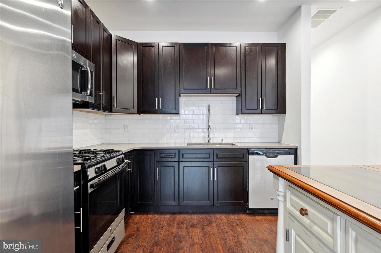 1219 N 5th Street #2 photo 5